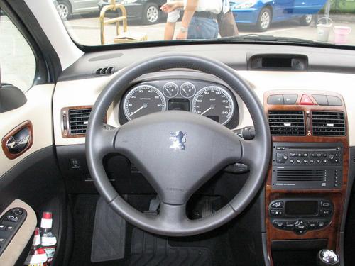 http://images.sohu.com/auto_images/piclib/82/69/Img46982_middle.jpg